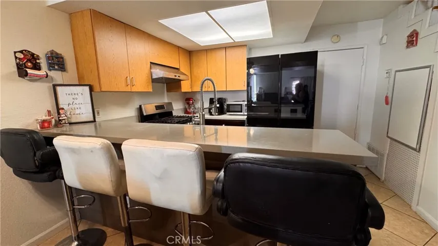 16595 Upland F, Fontana, California 92335 — photo 5