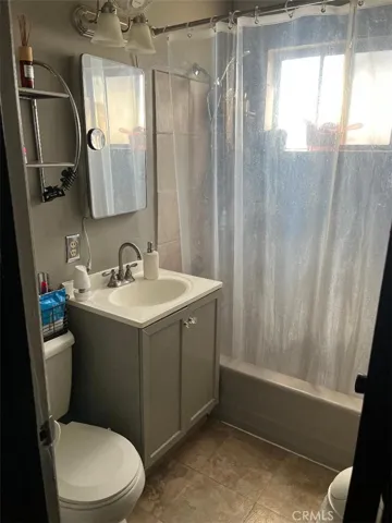 1117 East 85th, Los Angeles, California 90001 — photo 4