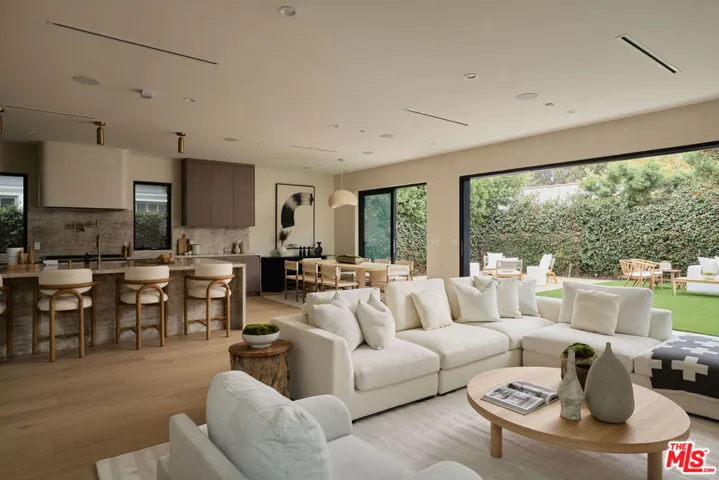 3732 Beethoven Street, Los Angeles, California 90066 — photo 4