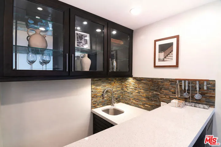 1434 Greenfield Avenue 303, Los Angeles, California 90025 — photo 4