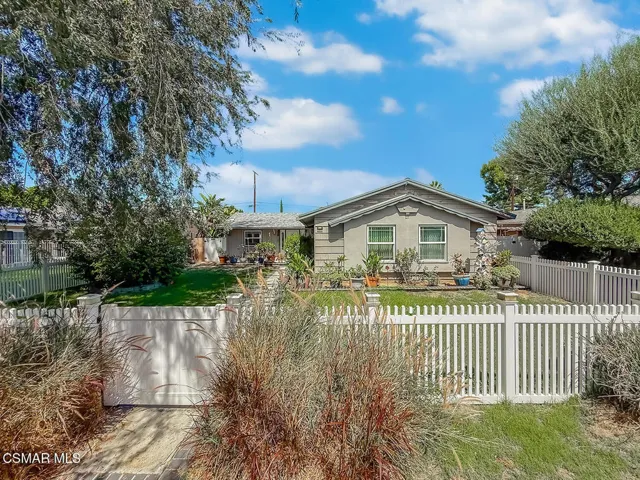 22847 Enadia Way -House Front2