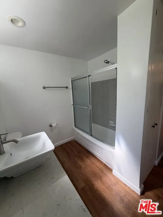 New bath and shower New bath and shower
