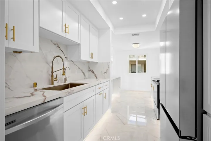 1401 Valley View Road 329, Glendale, California 91202 — photo 4