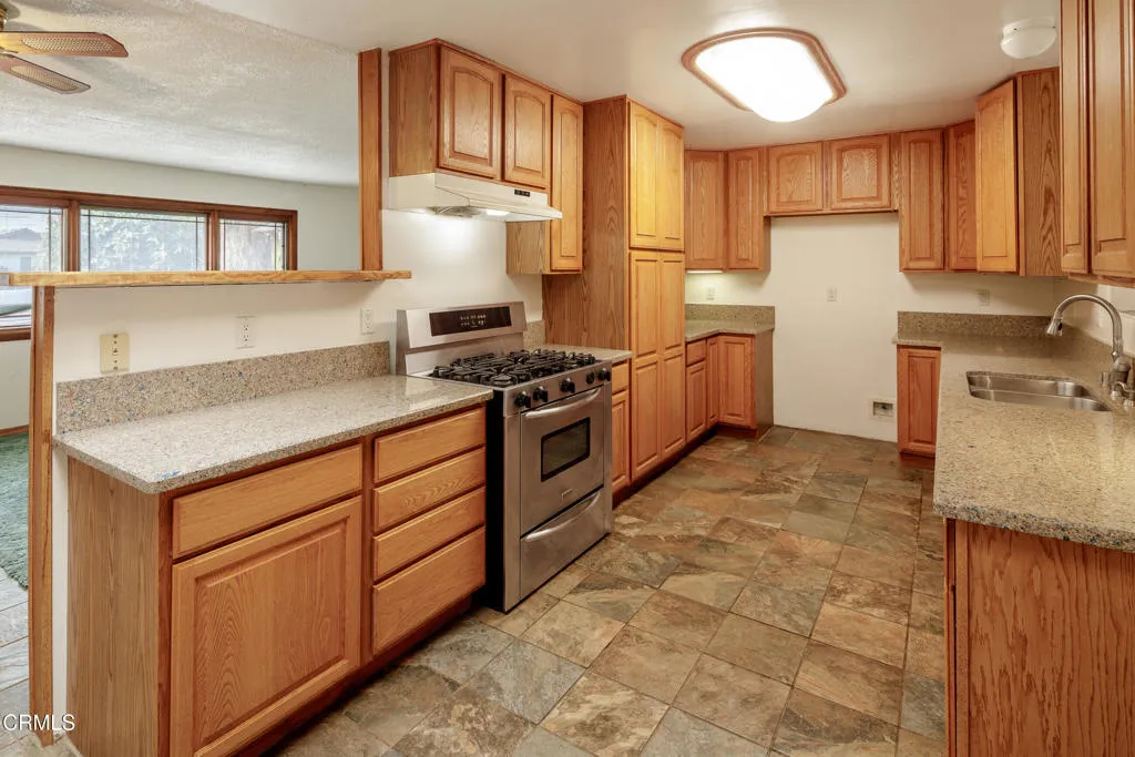 411 E Yucca St-5333-HDR 411 E Yucca St-5333-HDR