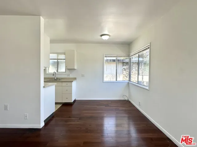 917 N Cedar Street 2, Inglewood, California 90302 — photo 4
