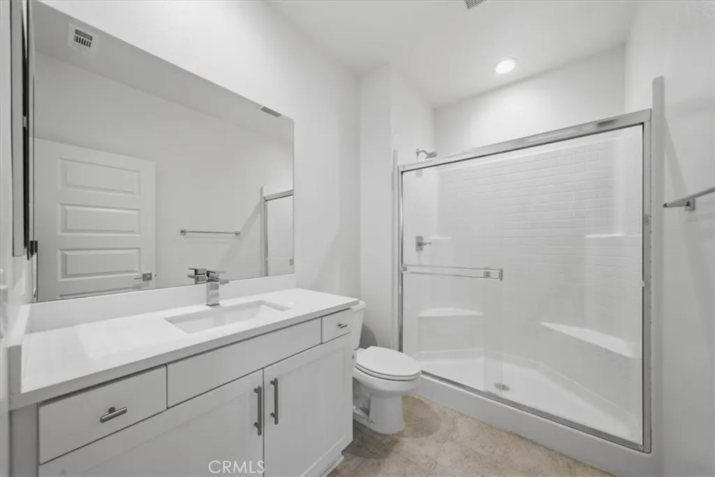 Secondary Bathroom Secondary Bathroom