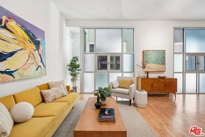 630 W 6th Street 505, Los Angeles, California 90017 — photo 5