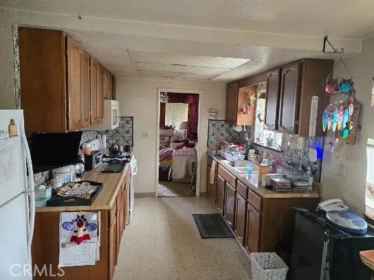 1325 Perris, San Bernardino, California 92411 — photo 5