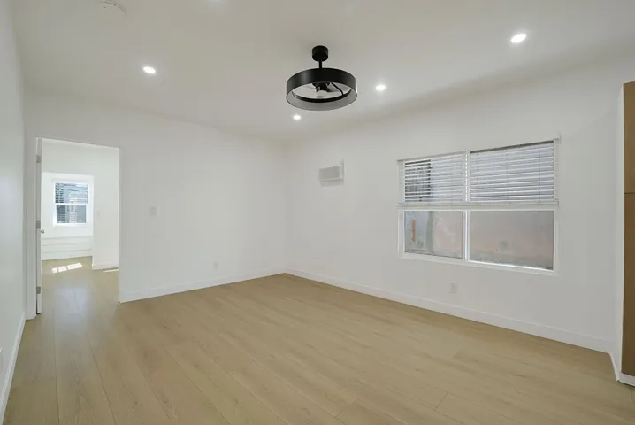 2115 1/2 Venice Boulevard, Los Angeles, California 90006 — photo 4