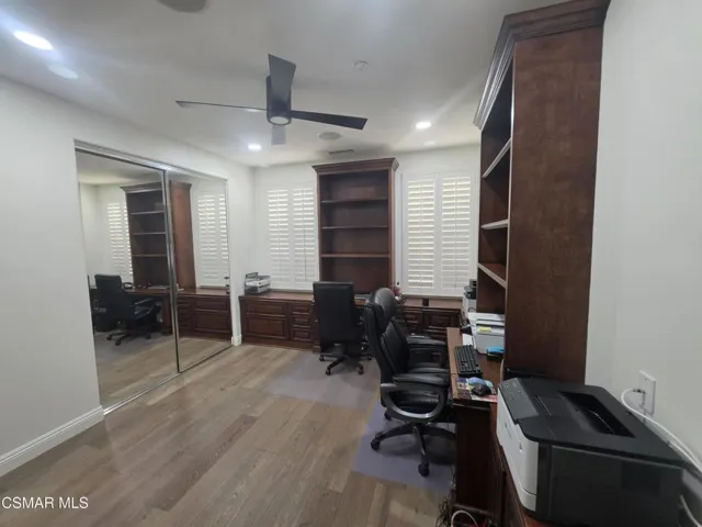 Office/5th bedroom