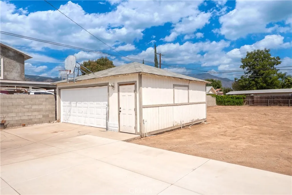 2 car garage