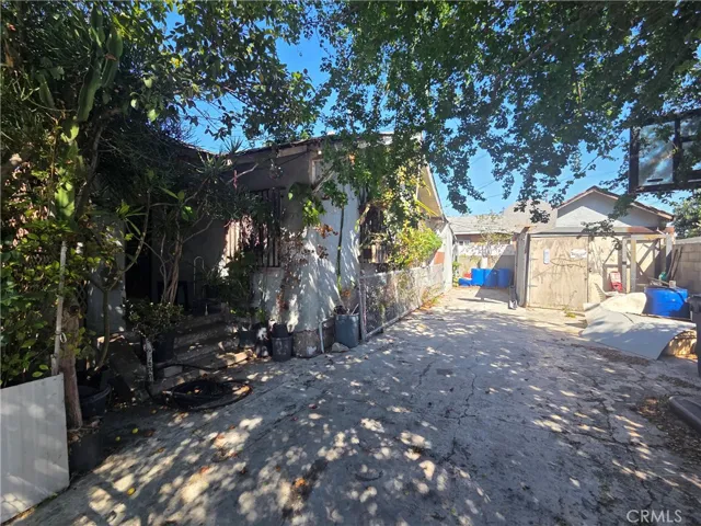 7500 Crockett, Los Angeles, California 90001 — photo 4
