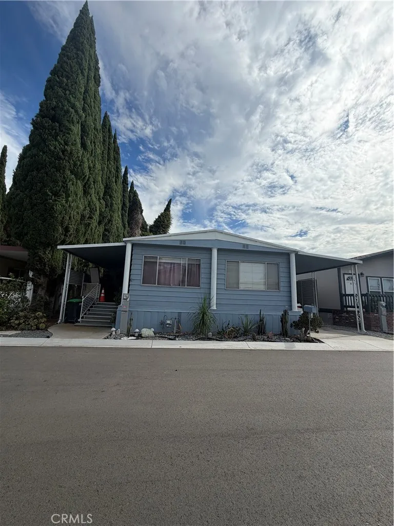 19127 Pioneer Blvd #90