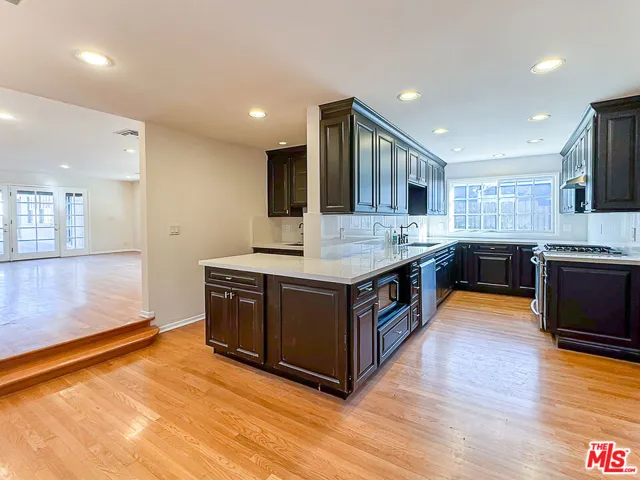 2445 22nd Street, Santa Monica, California 90405 — photo 4