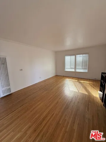 2037 Stewart Street, Santa Monica, California 90404 — photo 4