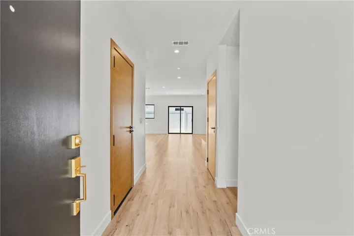 5747 Vista Del Monte, Sherman Oaks, California 91411 — photo 5