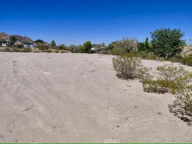 9268 Mesa, Lucerne Valley, California 92356 — photo 4