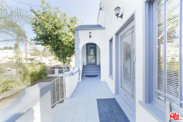 424 N Reno Street 424, Los Angeles, California 90026 — photo 5