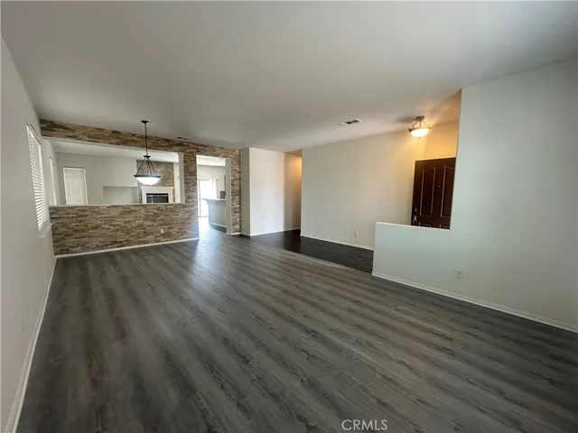 13811 Mimi Road, Victorville, California 92392 — photo 4