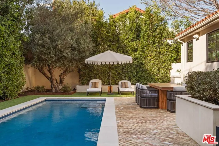 735 N Orlando Avenue, Los Angeles, California 90069 — photo 5