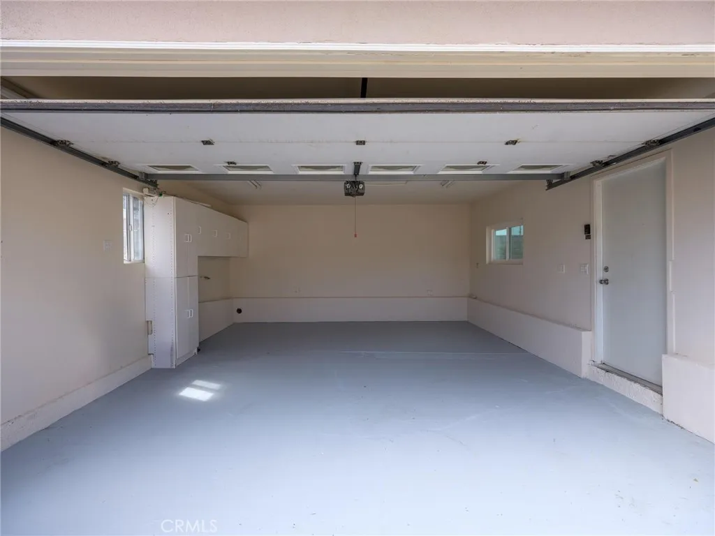 Garage Garage