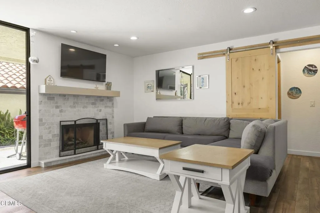 15-web-or-mls-SeaoroStudios-Mart69