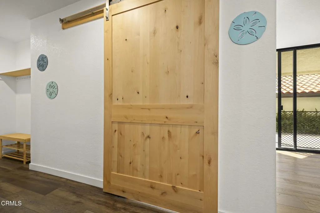 42-web-or-mls-SeaoroStudios-Mart12