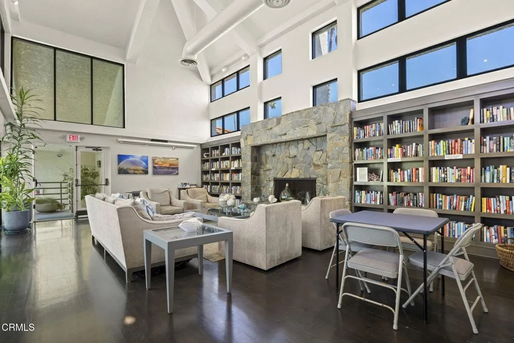 58-web-or-mls-SeaoroStudios-Mart153