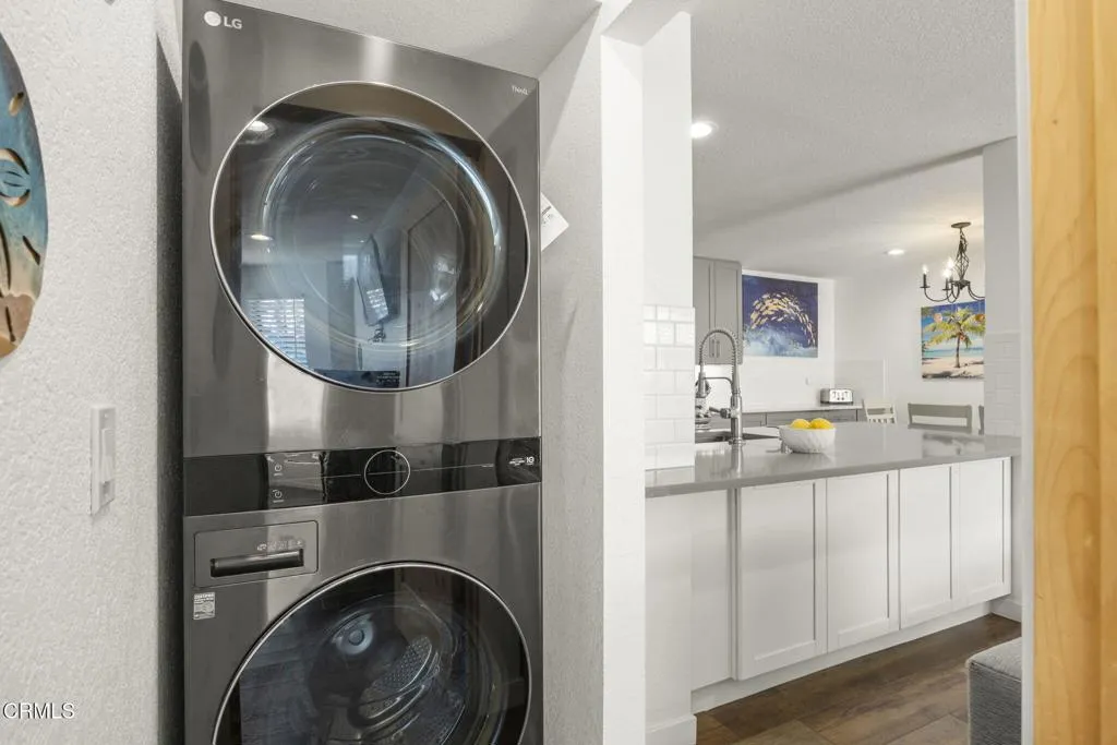 36-web-or-mls-SeaoroStudios-Mart81