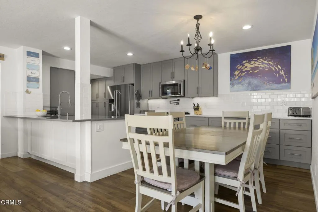 18-web-or-mls-SeaoroStudios-Mart39