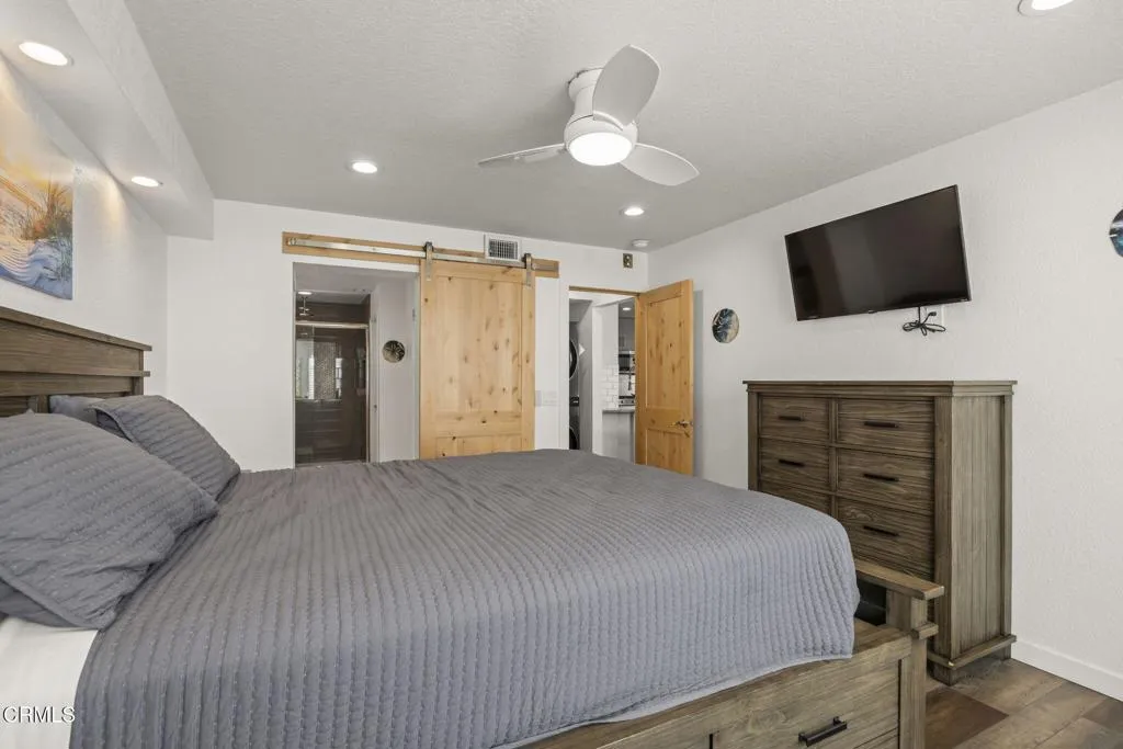 39-web-or-mls-SeaoroStudios-Mart86