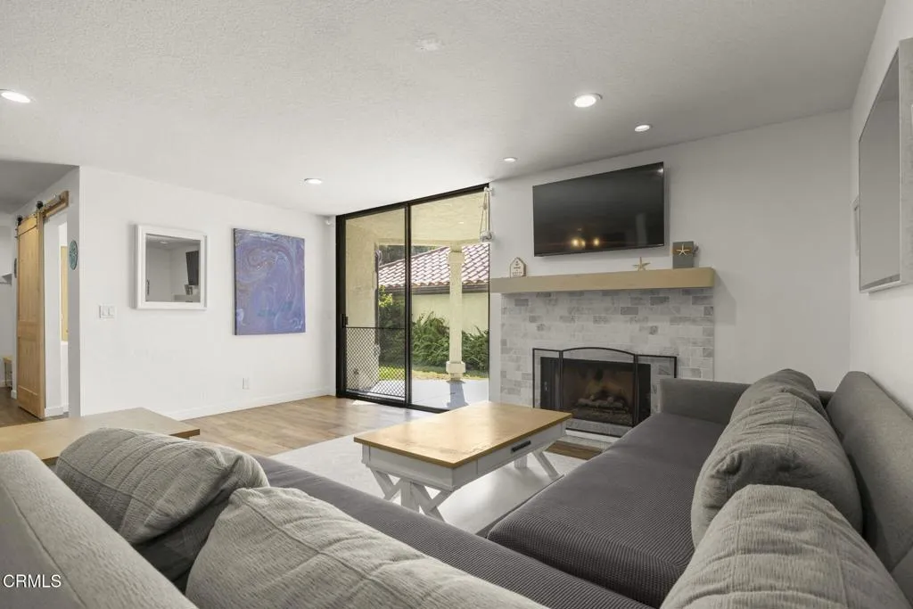 17-web-or-mls-SeaoroStudios-Mart75