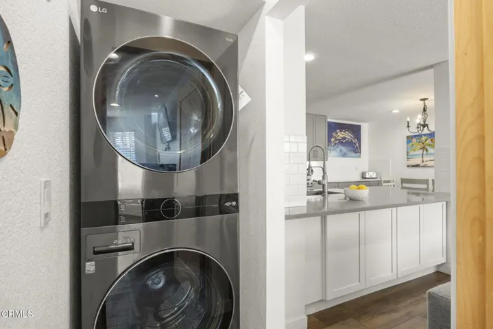 36-web-or-mls-SeaoroStudios-Mart81