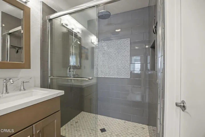 41-web-or-mls-SeaoroStudios-Mart96