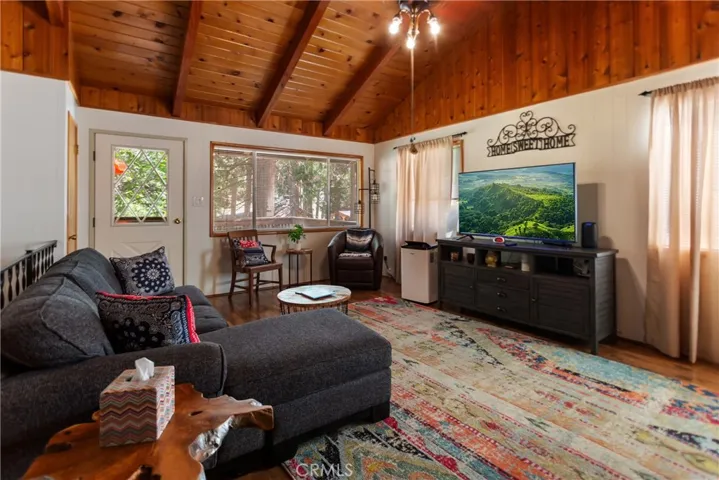 24948 Faulhorn Drive, Crestline, California 92325 — photo 5