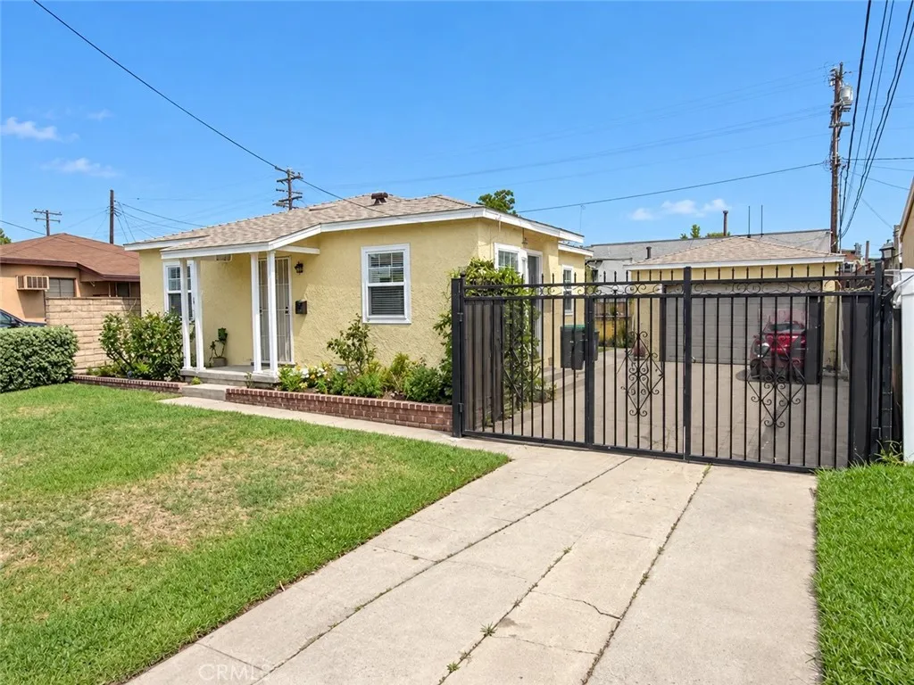 16517 Lakewood, Bellflower, California 90706 — photo 4