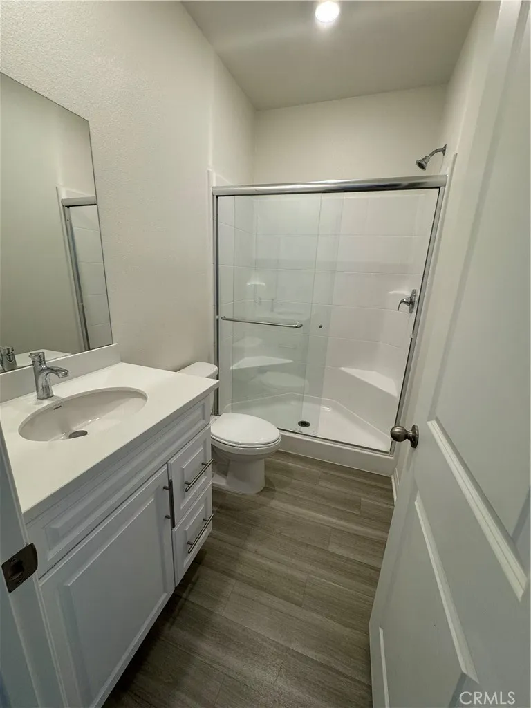 independent bathroom adjacent to the bedroom as you enter to your right