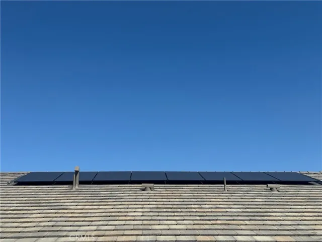 fully paid solar panels producing about 3 kwh
