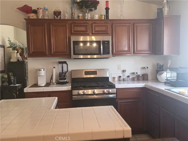 14446 Green River Rd., Victorville, California 92394 — photo 4