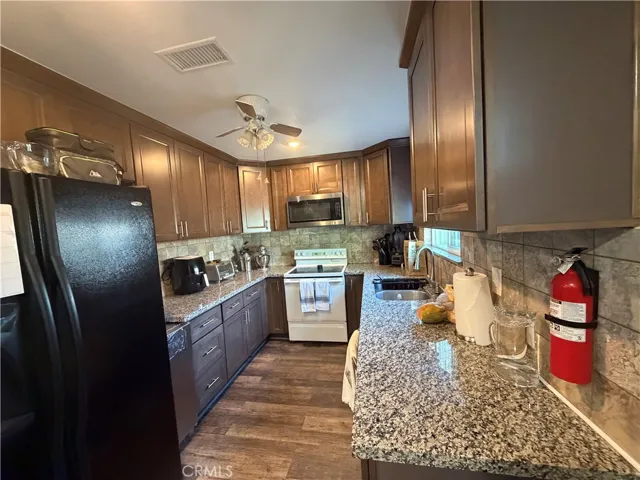 1602 N King A4, Santa Ana, California 92706 — photo 4