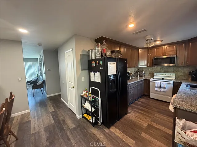 1602 N King A4, Santa Ana, California 92706 — photo 5