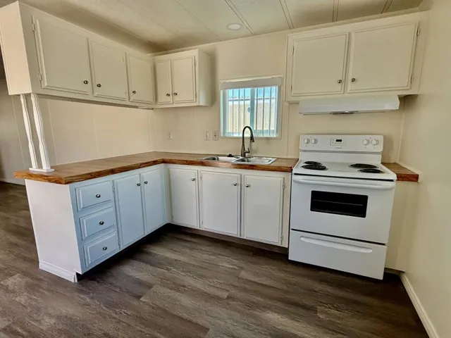 17069 N Indian Canyon Drive 70, Palm Springs, California 92262 — photo 5