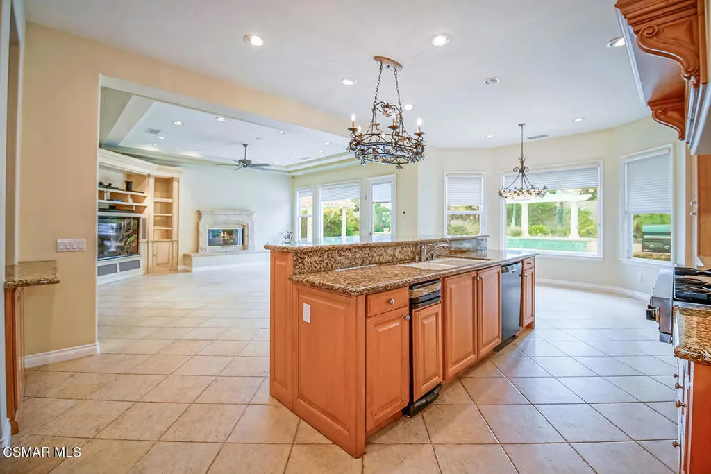 G KITCHEN 05 G KITCHEN 05