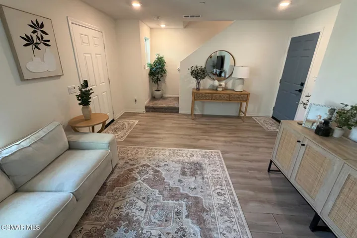 519 Coconut Lane, Fillmore, California 93015 — photo 4