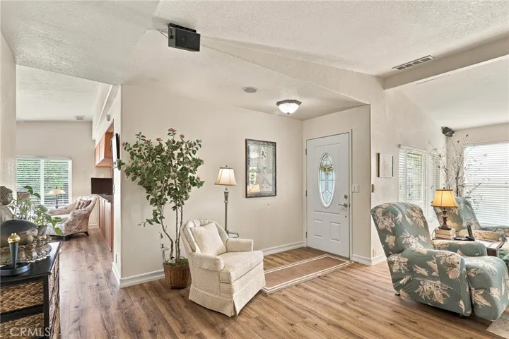 10210 Baseline 192, Rancho Cucamonga, California 91701 — photo 4