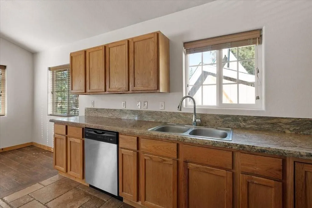 012_Kitchen 012_Kitchen