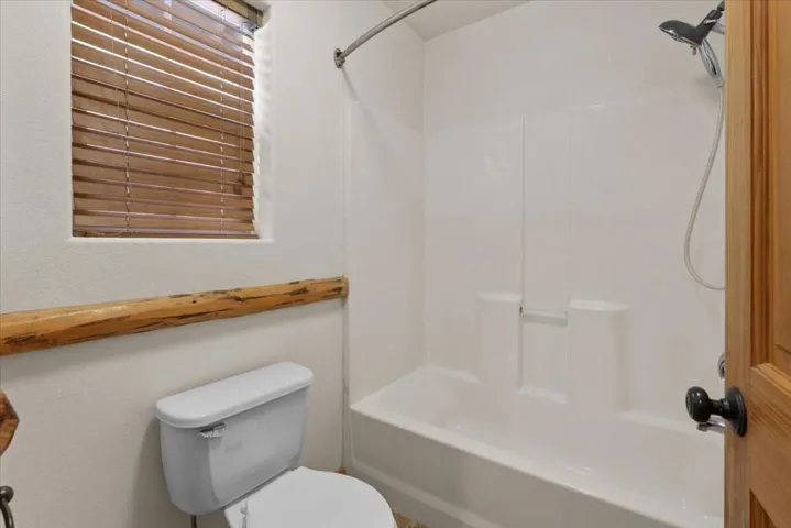 020_Master Bathroom