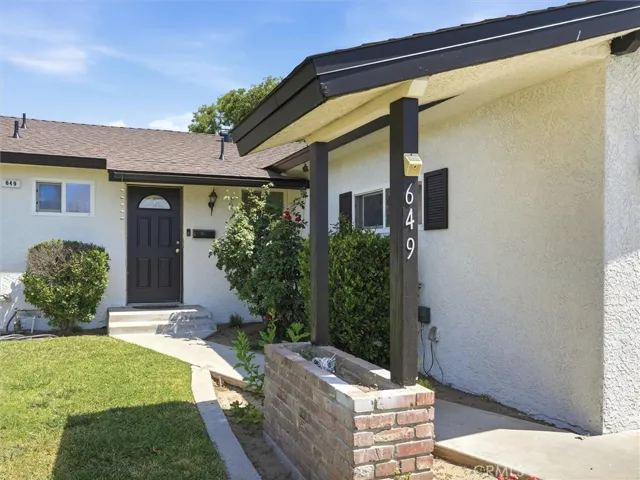 649 W Ashcroft, Clovis, California 93612 — photo 4