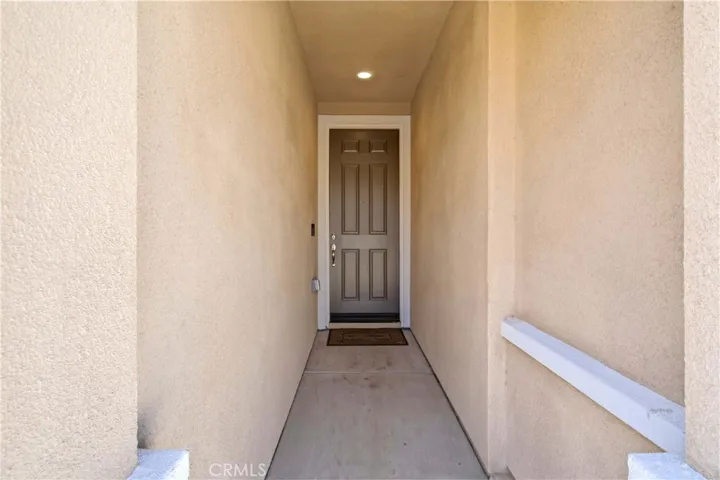 10260 Torrey Court, Hesperia, California 92345 — photo 4