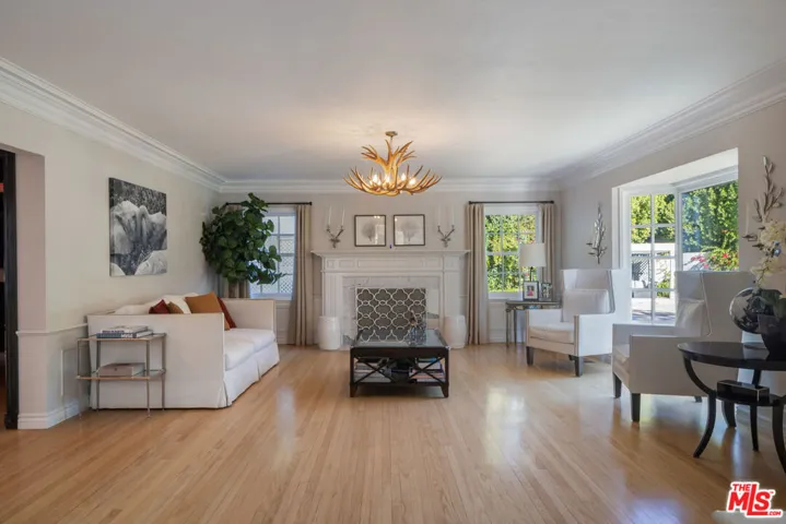 17503 Rancho Street, Encino, California 91316 — photo 5